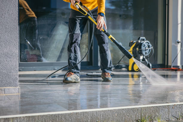 Best Pool Deck Cleaning  in Crane, TX